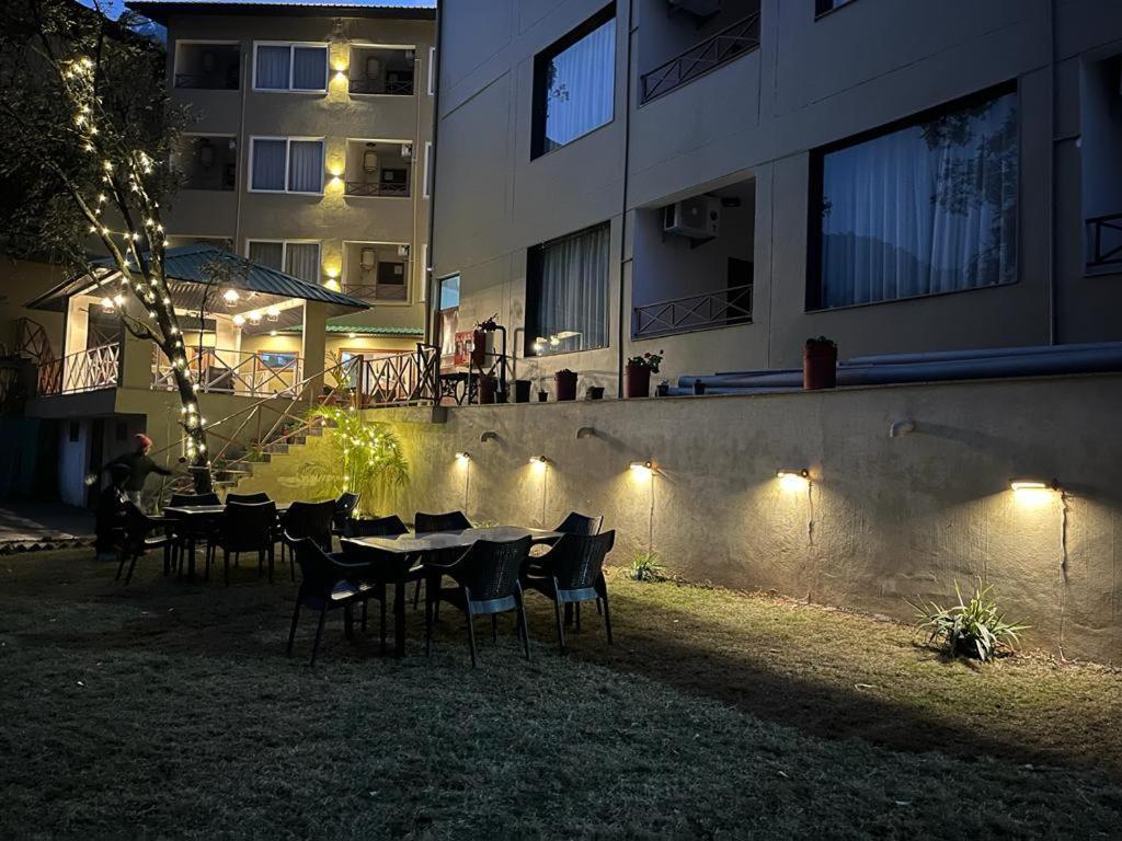 Resorts By The Baagh, Bhīm Tāl Exteriér fotografie