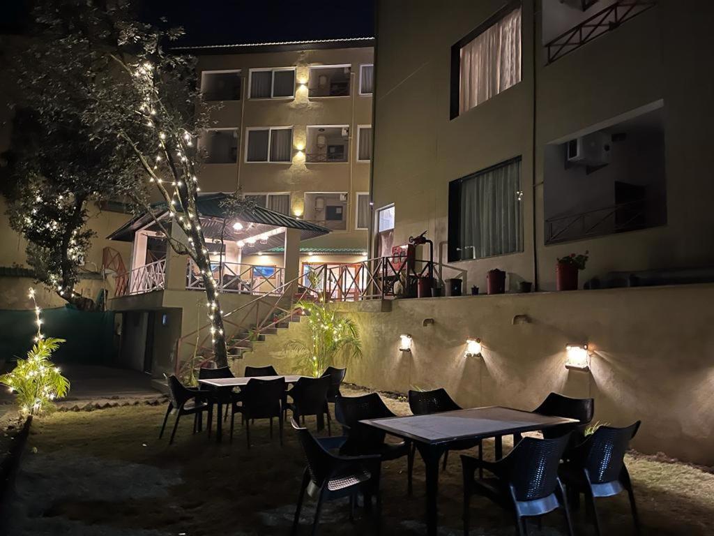 Resorts By The Baagh, Bhīm Tāl Exteriér fotografie